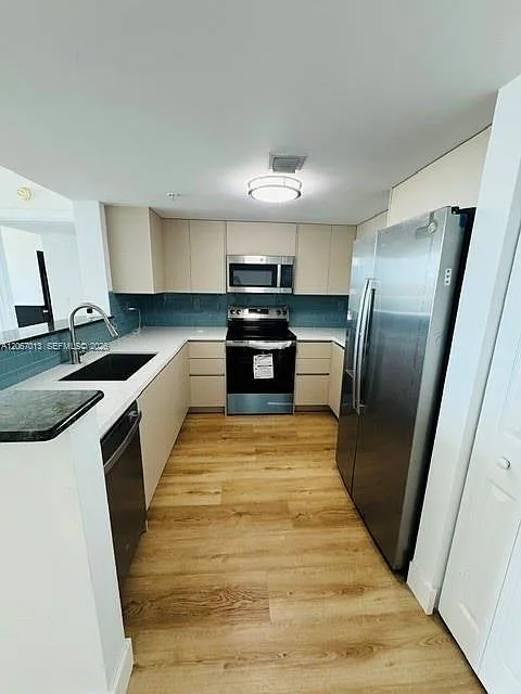 The Aston Condo — Photo 4
