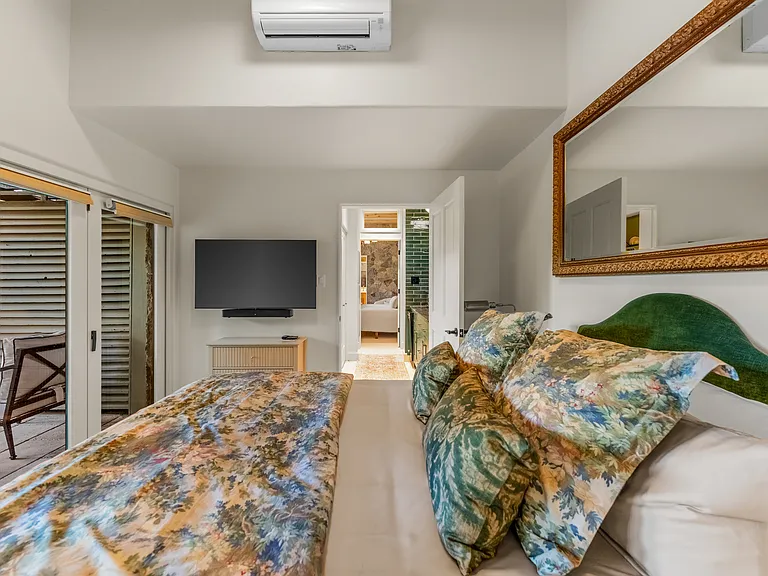 lower guest bd/carriage house