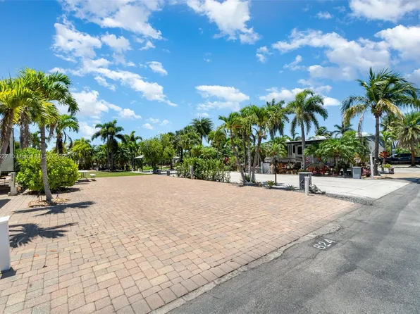 624 Barracuda Bnd, Fort Myers Beach, FL 33931
