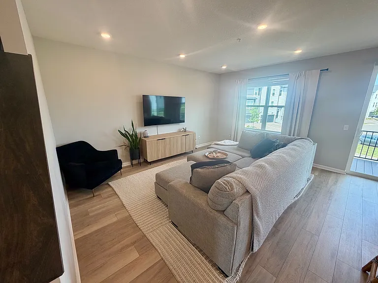 2964 Kepler Ave NE — Photo 5