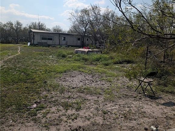 2nd image of 4901 Amber Rd