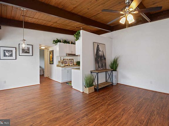 5th image of 4961 Americana Dr #205E