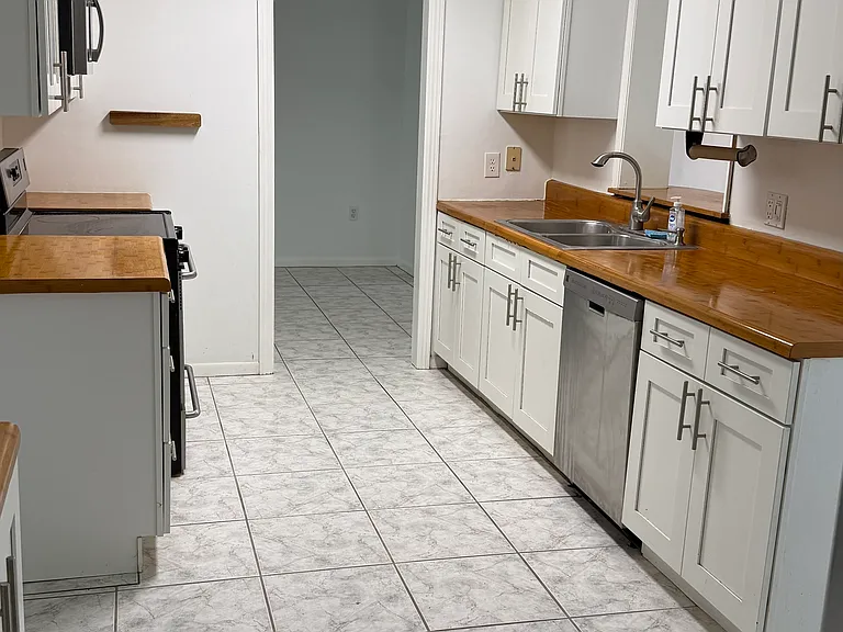 2503 N Ocean Dr — Photo 9