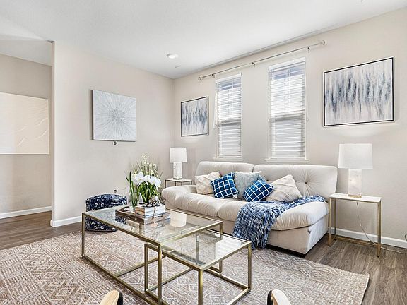 5th image of 1013 Onofrio Ln Unit 1