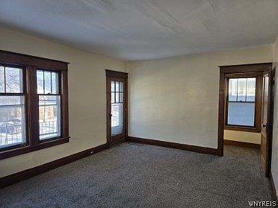 5th image of 265 Lisbon Ave