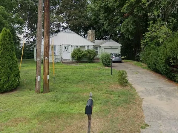 59 Metropolitan Park Ave, Seekonk, MA 02771