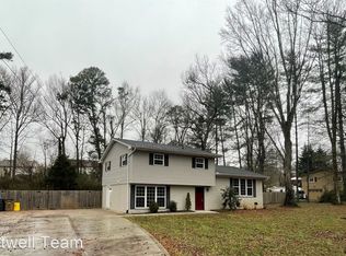 8209 Sherbourne Dr, Knoxville, TN 37919