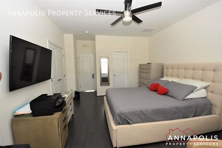 7737 Duncannon Ln — Photo 7