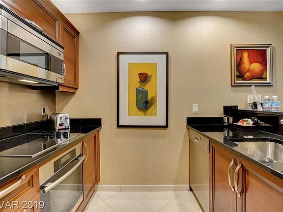 4th image of 125 E Harmon Ave #1101