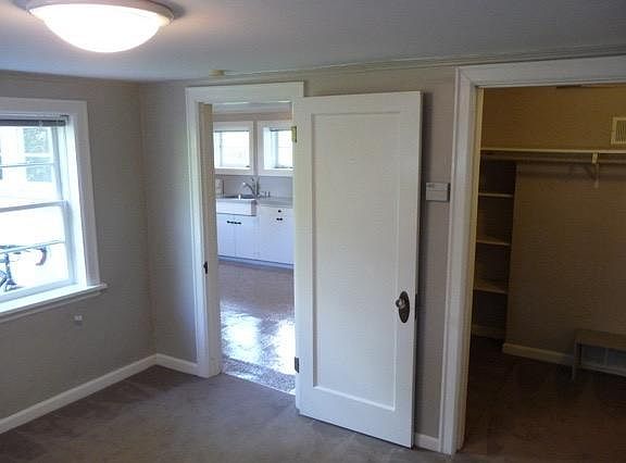 4th image of 5511 25th Ave NE