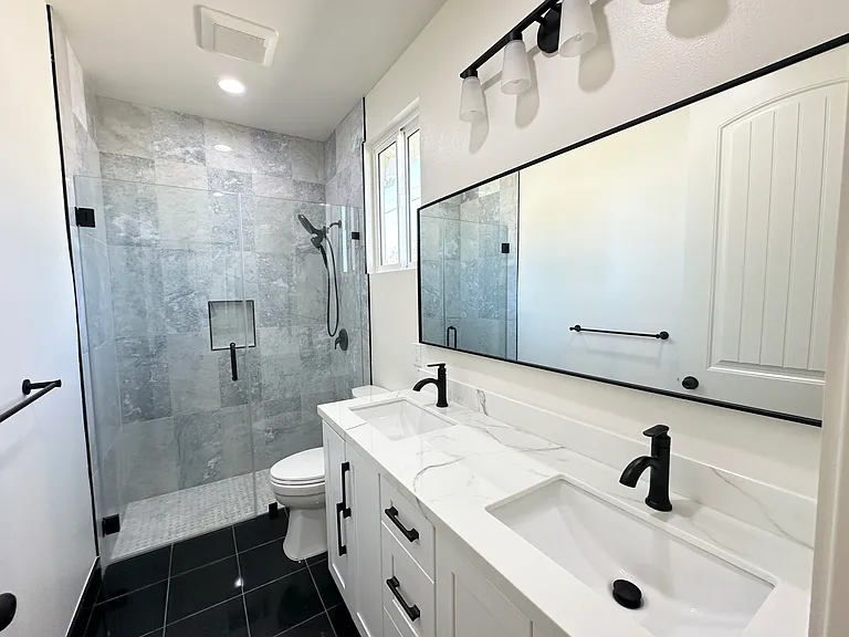 17182 Santa Rita St #A — Photo 2