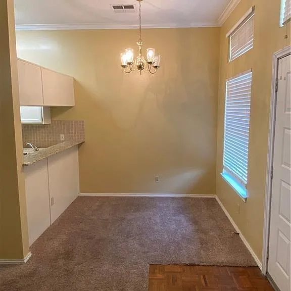 2802 Nueces St #311 — Photo 4