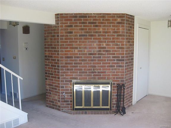 3rd image of 224 Wedgewood Dr