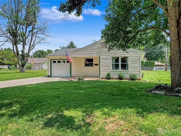 114 Smith St, New Carlisle, OH 45344