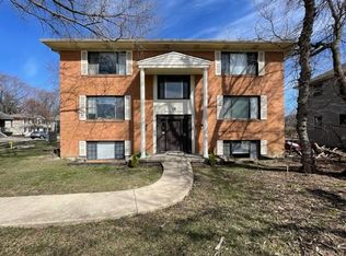 901 E Chicago Ave #2, Naperville, IL