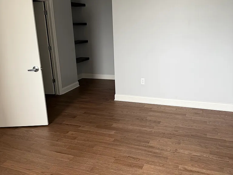 525 W Lafayette Blvd #16C — Photo 26