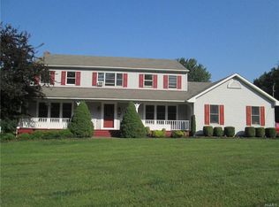 70 Old Minisink Trl, Goshen, NY 10924