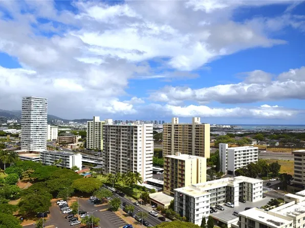 5333 Likini St APT 1901, Honolulu, HI 96818
