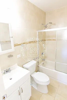 Rented by Nolita Group | media 38