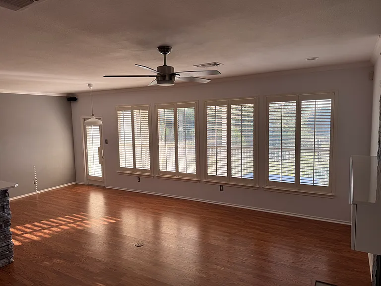 22407 Madison Park — Photo 11