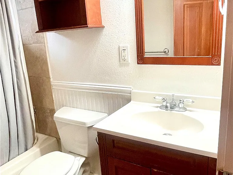 5702 Cynthia Ln — Photo 14