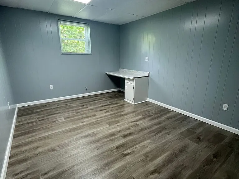107 Lucas Dr — Photo 24
