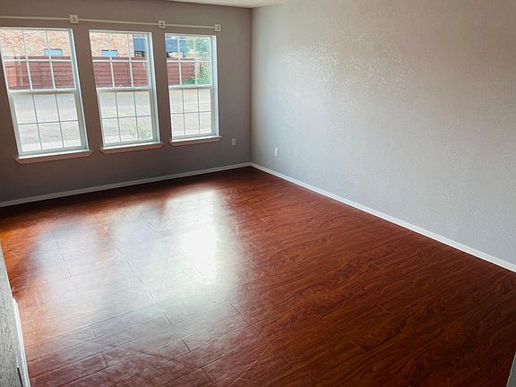 2nd image of 1619 Norma Ln APT B