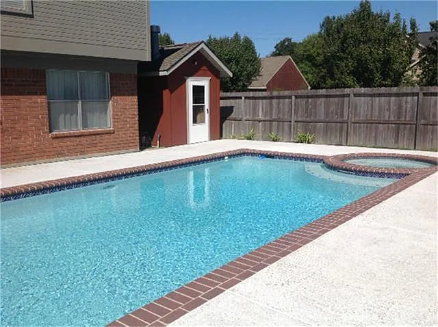 3901 Spring Garden Dr — Photo 5