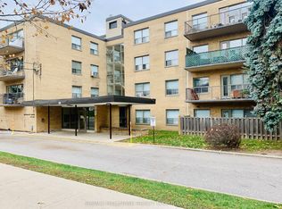 28 Upper Canada Dr #405, Toronto, ON