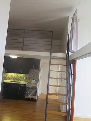 Rented by Spot It Realty LLC | media 49