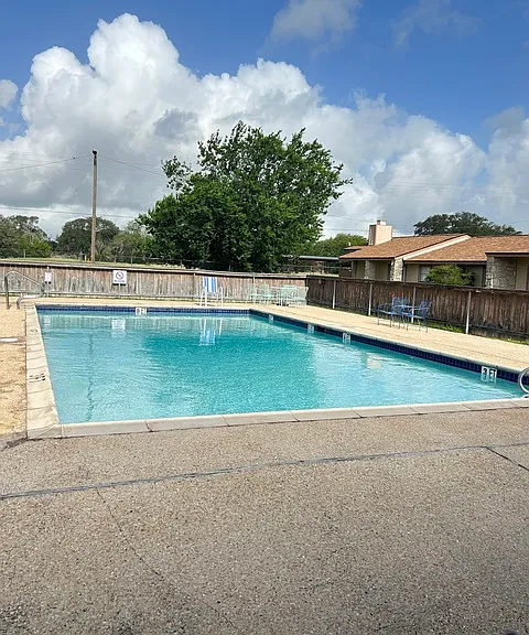 1051 Country Club Dr #28-28-G — Photo 20