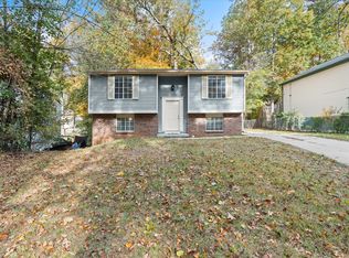 2116 Scarbrough Rd, Stone Mountain, GA 30088