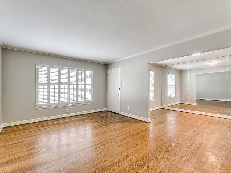 6545 Winton St — Photo 3