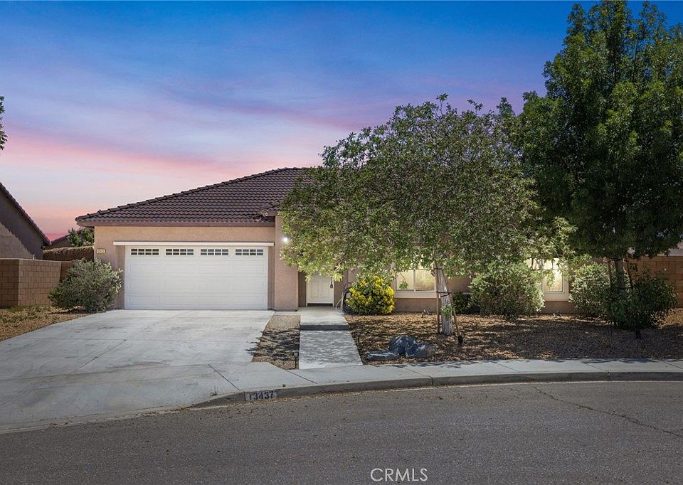 1st image of 13437 Earl Way