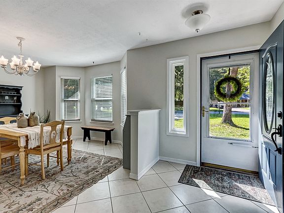 5th image of 96193 Barnwell Cir