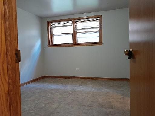 4th image of 2534 N 73rd Ave
