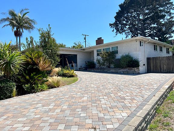 2nd image of 416 Paseo De Las Estrellas