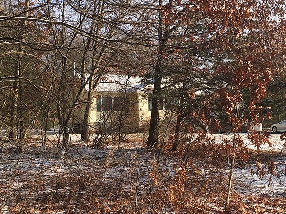 3rd image of 4 Dandee Cir
