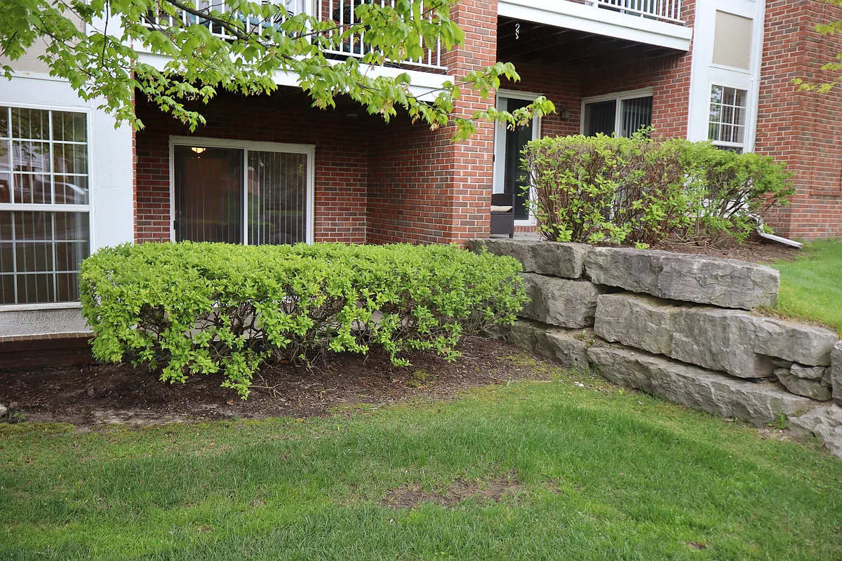 Building Photo - 4580 Berkshire Dr