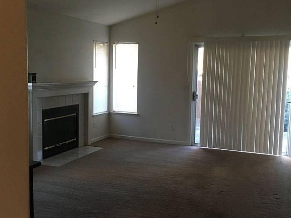 5th image of 420 Zachary Dr