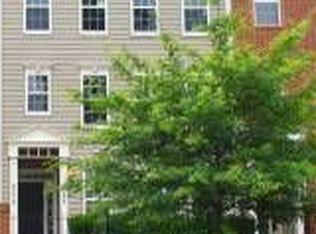 8077 Gatehouse Rd #6, Falls Church, VA 22042