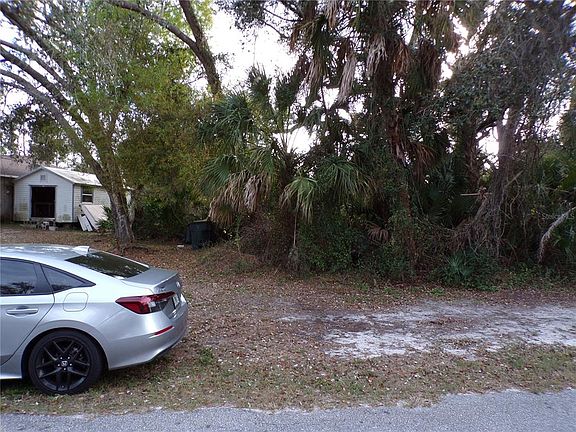 2nd image of Tepee Ave #18