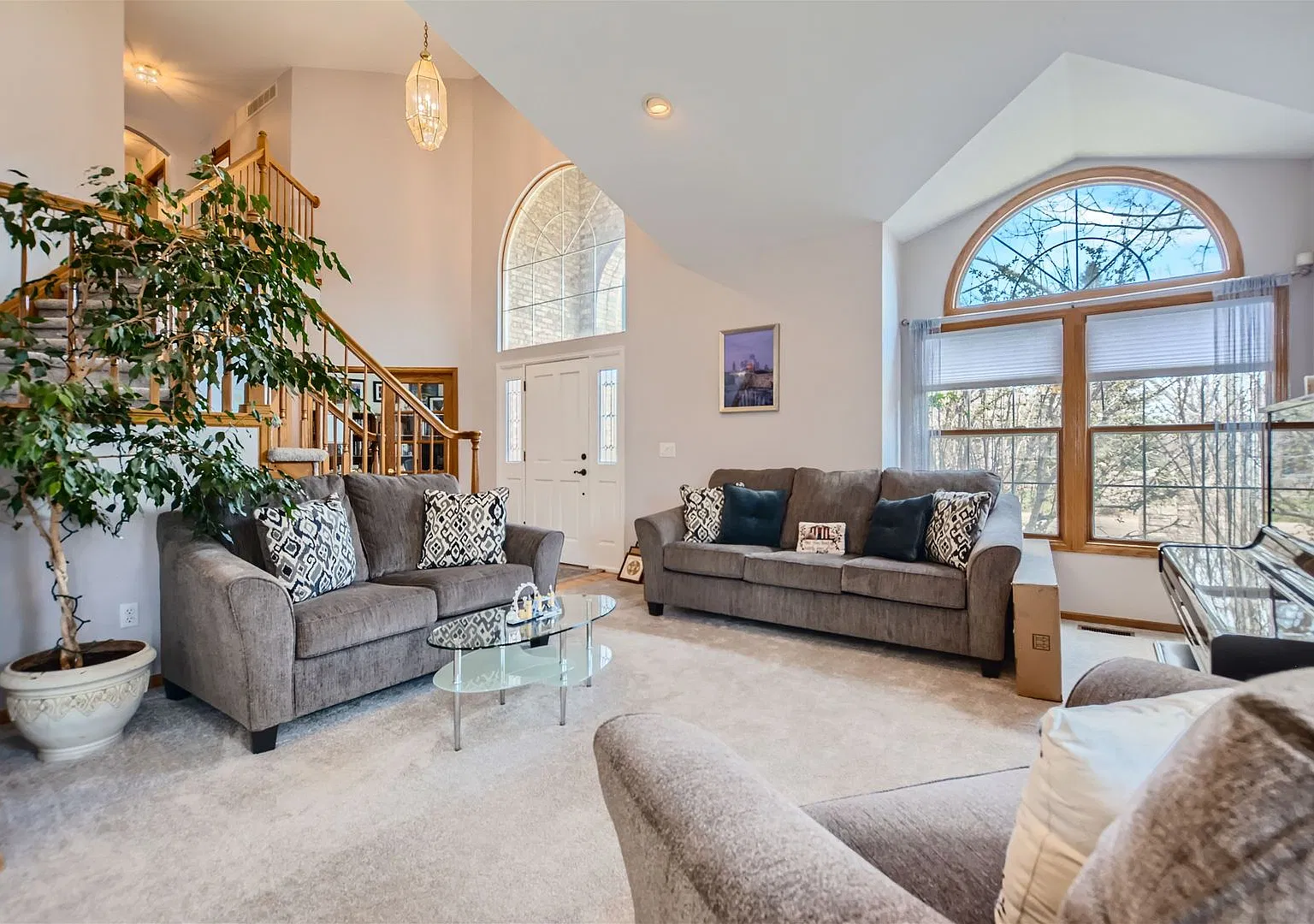 Spacious Haven: 4 BDR Home in Louisville, CO — Photo 2