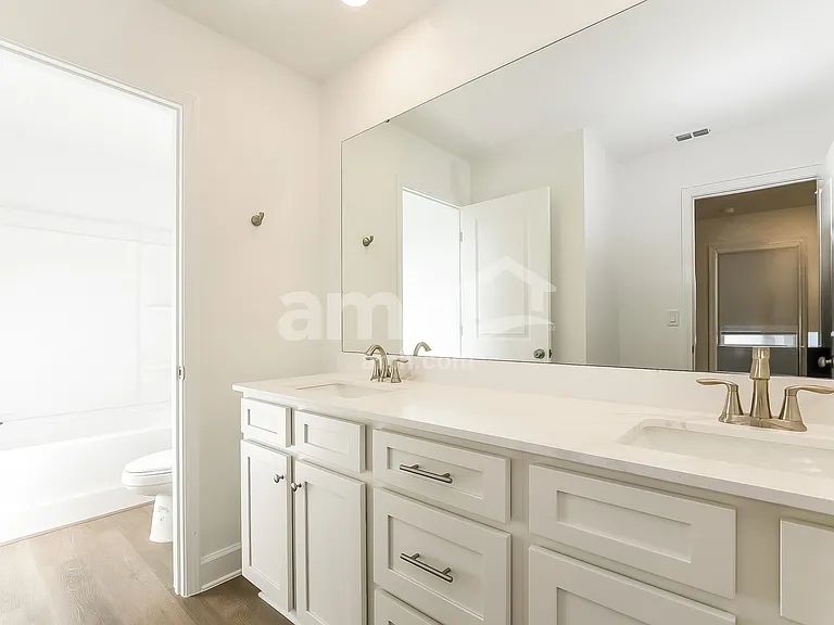 2715 Radha Way — Photo 9