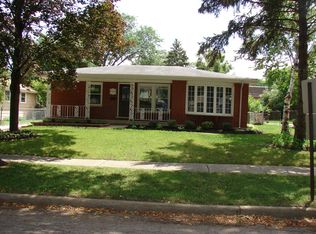 2407 Birch Ln, Rolling Meadows, IL 60008