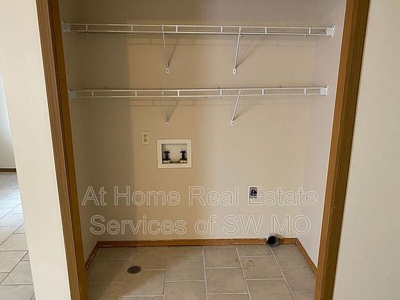 3rd image of 750 S Campbell Ave #F