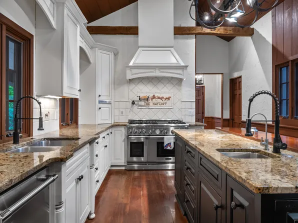 777 S River Rd #2, Tryon, NC 28782