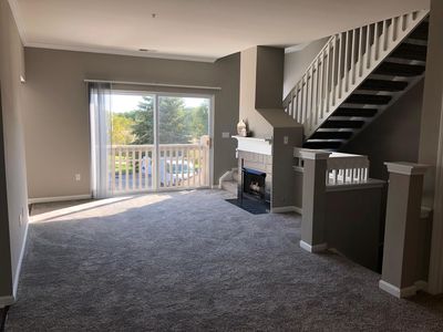 River Run at Naperville Apartment Rentals with Virtual tours
