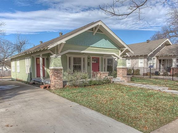3rd image of 2704 College Ave