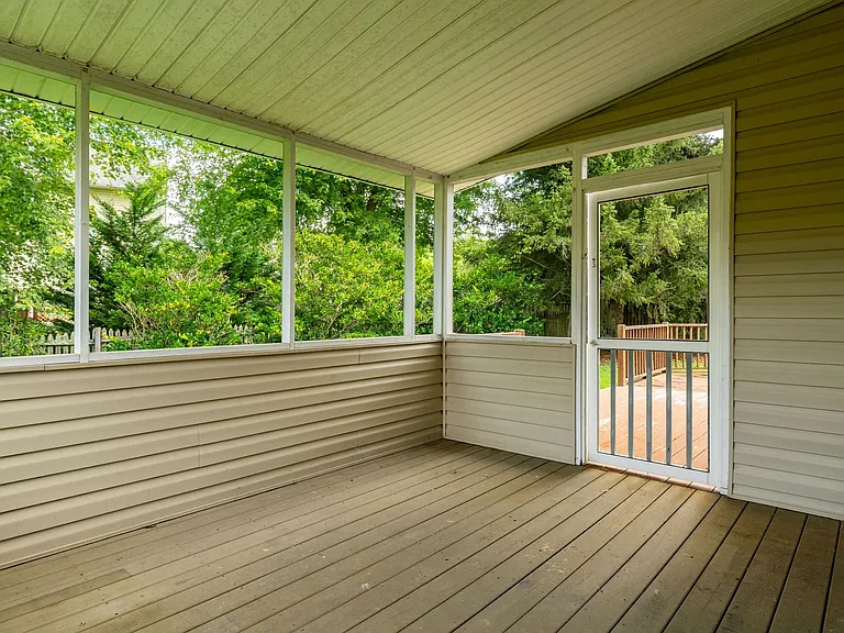8807 Ryegate Dr — Photo 13